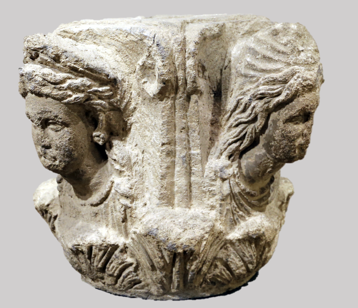 Vulci entre création et essor du service de tutelle des monuments / Vulci tra nascita e decollo del servizio di tutela dei…