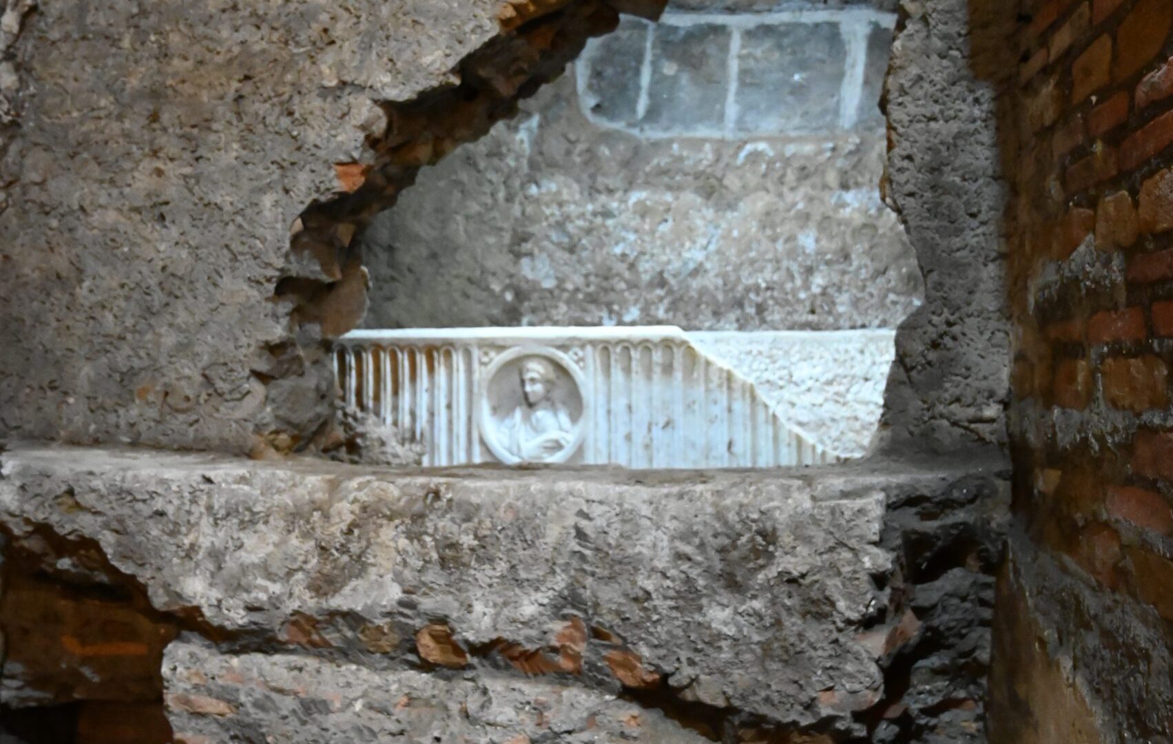 Sharing the catacombs. Religious interactions in the funerary spaces of Rome (3rd-5th century) – Incontri ITAR