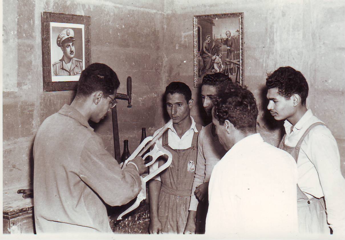 Association Chrétienne de la Haute-Égypte, École professionnelle d’Abu Qurqas aidée par la Ford Foundation, 1955