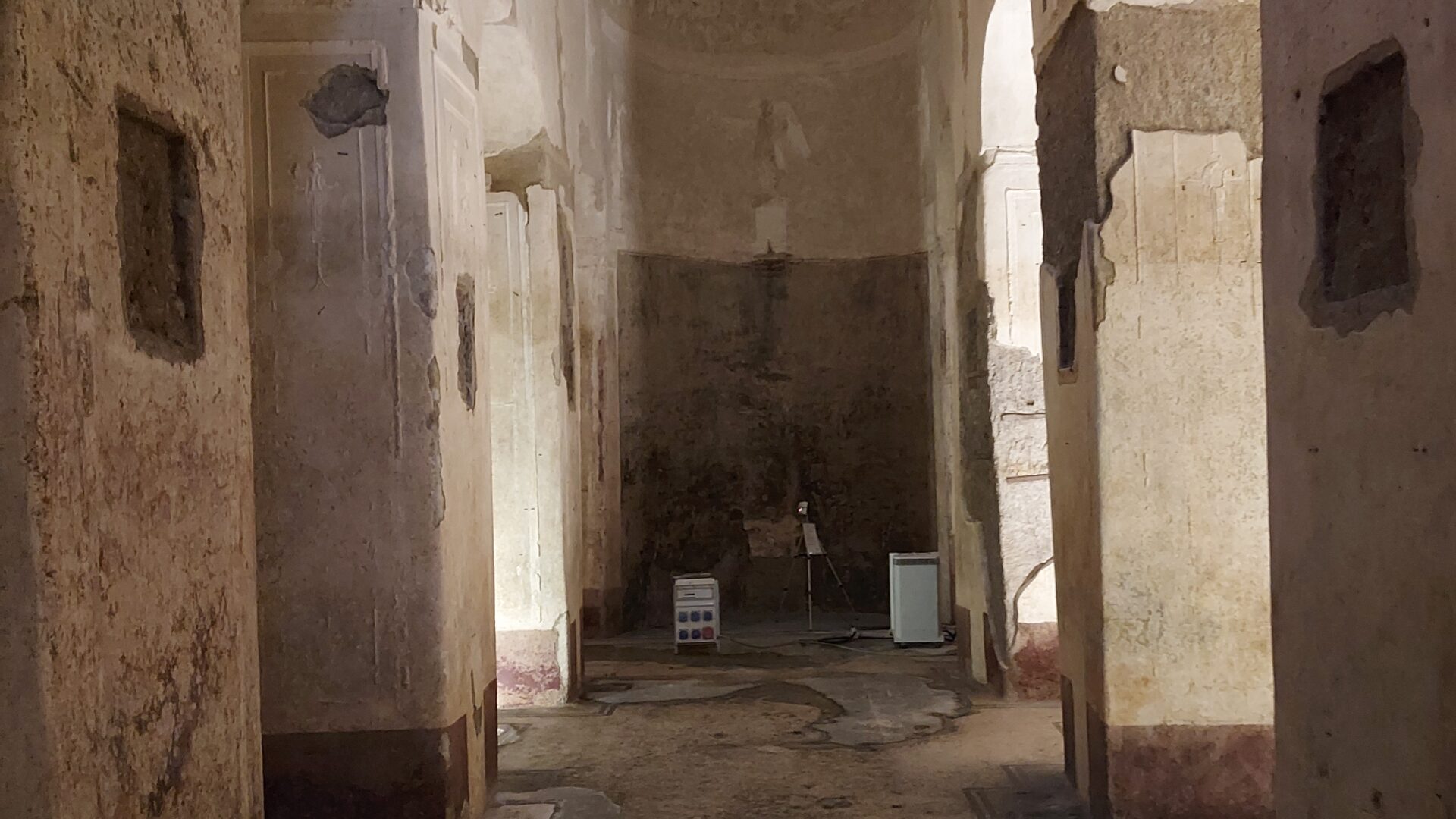 Faire la lumière dans l’antre souterrain : nouvelles perspectives de recherche sur l’hypogée de la Porte Majeure à Rome