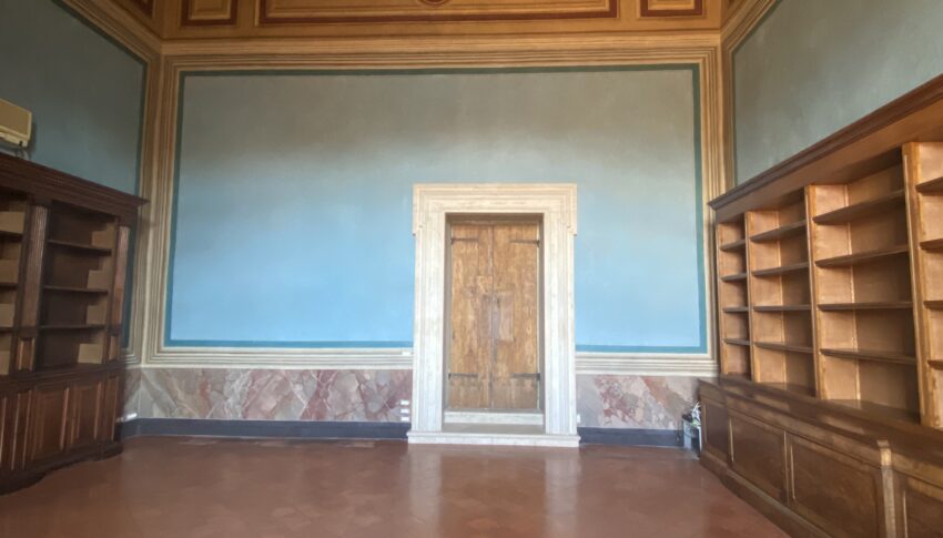 VIDÉO Au palais Farnèse : restauration des décors peints d’une salle de l’École française de Rome (2024)