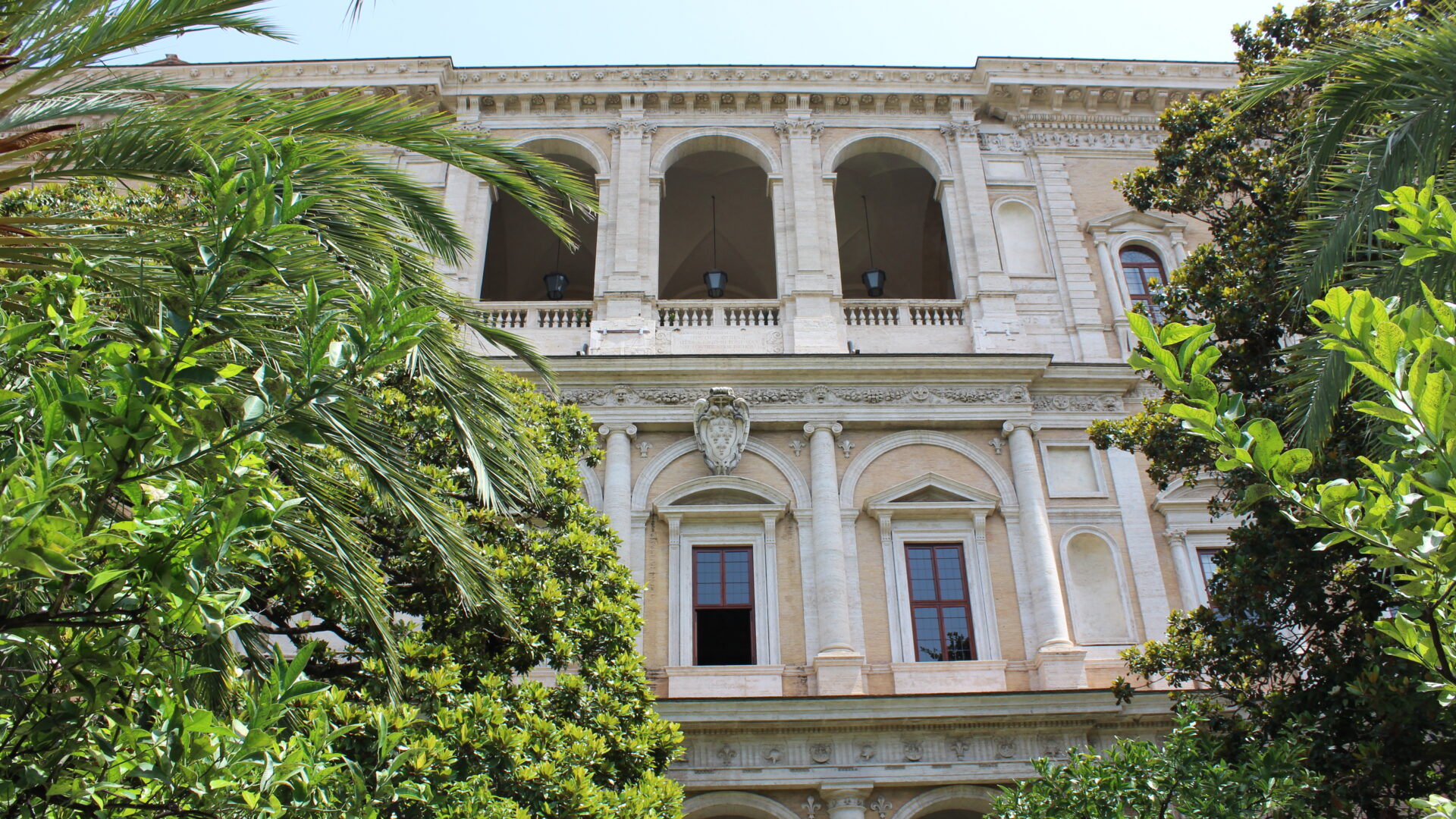 Siège de l’École française de Rome au Palais Farnèse (V. Cuozzo)