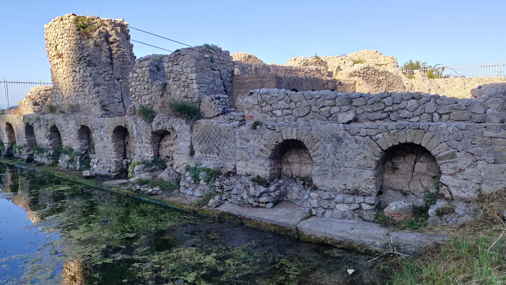 Le triclinium de la villa de Tibère à Sperlonga