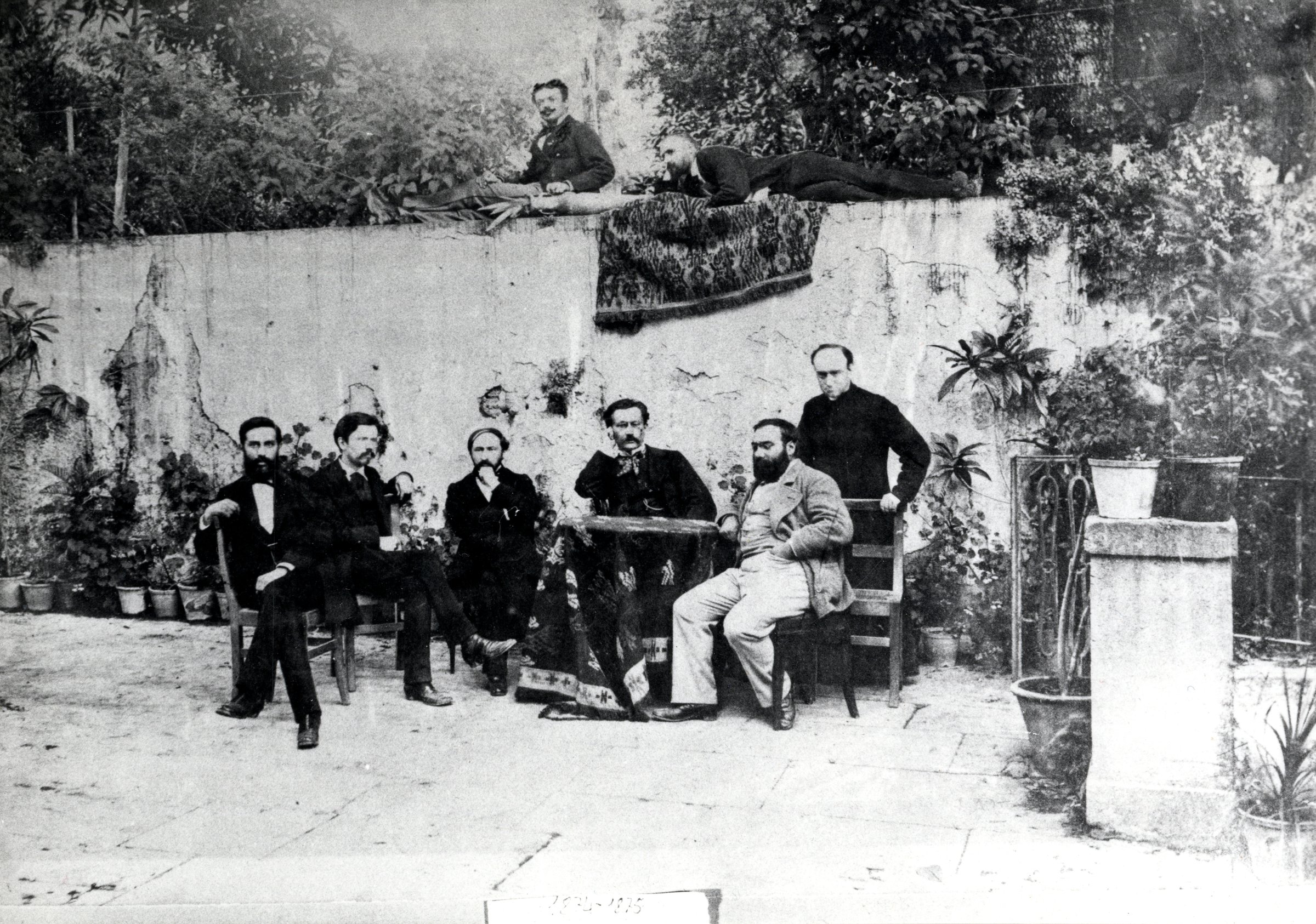 Photographie des membres des Écoles françaises d’Athènes et de Rome en 1874